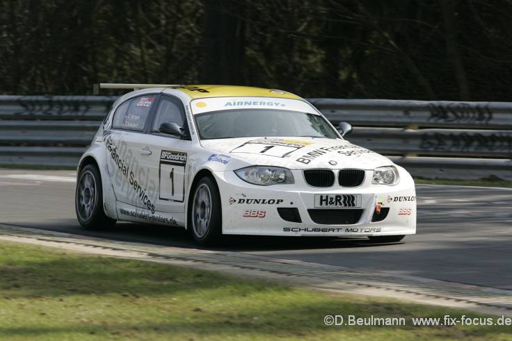 VLN060422_413