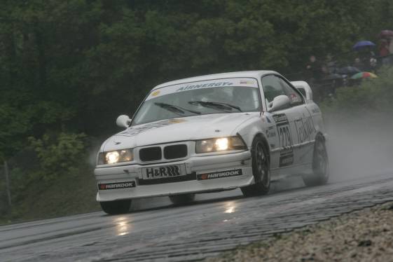 VLN060520_241