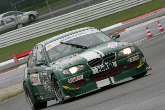 VLN060520_566