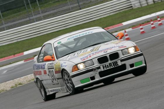 VLN060520_581