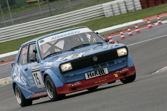 VLN060520_602