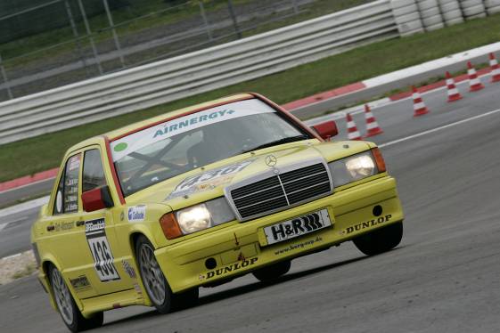 VLN060520_604
